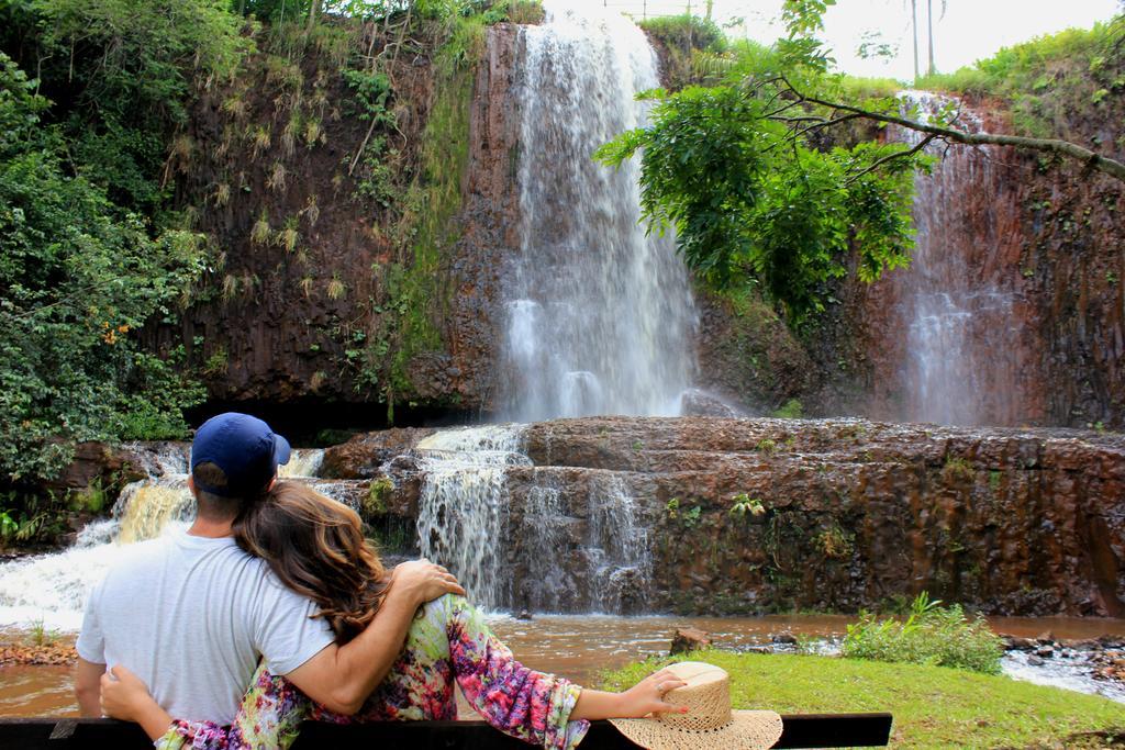 Hotel Boutique Frangipani Бротас Екстериор снимка The waterfall of the river
